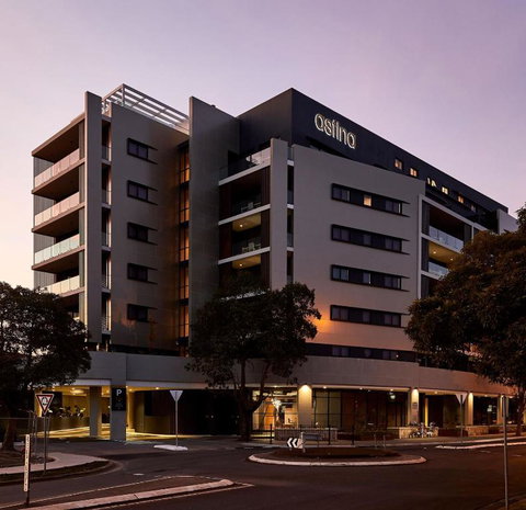 Astina Suites, Penrith - Holiday Cairns 0