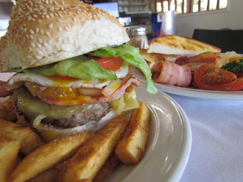Augathella Motel & Caravan Park - Holiday Cairns 3