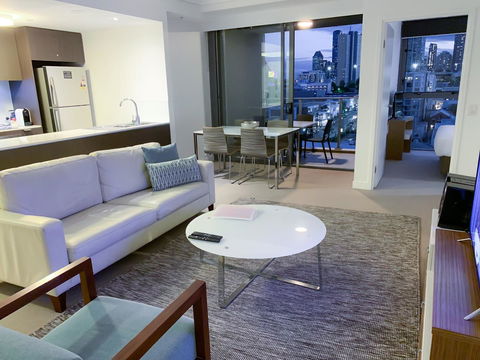 M&A Apartments - Holiday Cairns 16