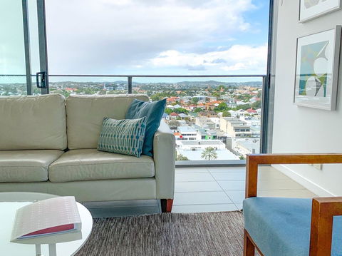M&A Apartments - Holiday Cairns 6