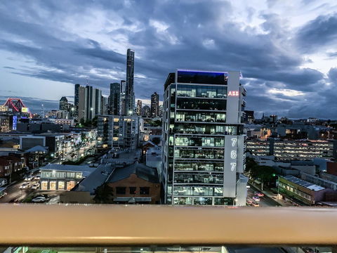 M&A Apartments - Holiday Cairns 33