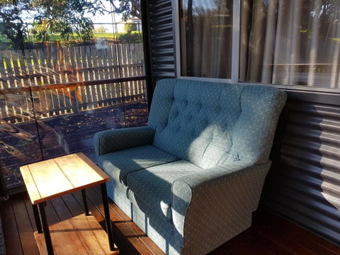Bee-Haven Cottage - Holiday Cairns 8