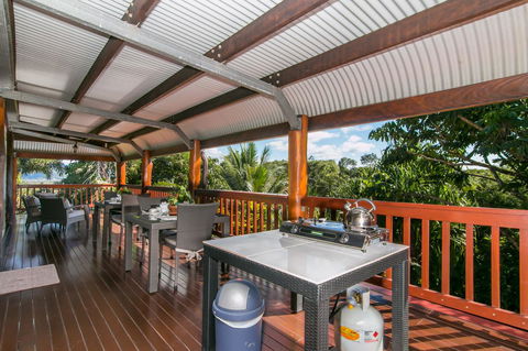 Daintree Manor B&B - Holiday Cairns 16