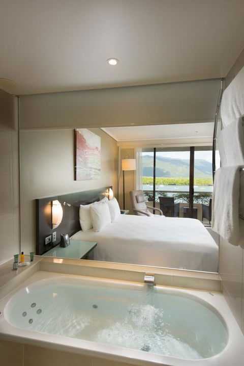 Hilton Cairns - Holiday Cairns 2