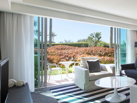Sheraton Grand Mirage Resort Gold Coast - Holiday Cairns 2