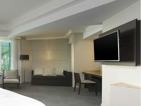 Sheraton Grand Mirage Resort Gold Coast - Holiday Cairns 7