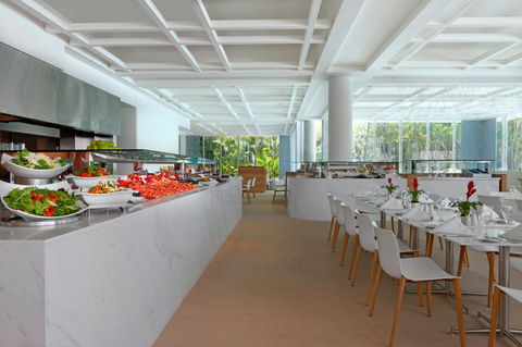 Sheraton Grand Mirage Resort Gold Coast - Holiday Cairns 37