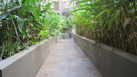Edge Apartments Cairns - Holiday Cairns 15