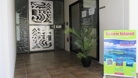 Edge Apartments Cairns - Holiday Cairns 22