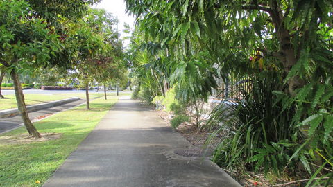 Edge Apartments Cairns - Holiday Cairns 17