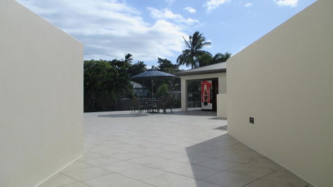 Edge Apartments Cairns - Holiday Cairns 40