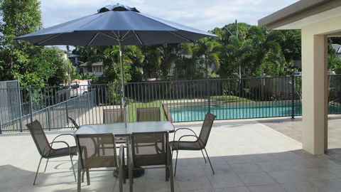 Edge Apartments Cairns - Holiday Cairns 12