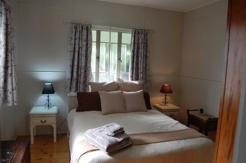 Boonah Cottage - Holiday Cairns 7