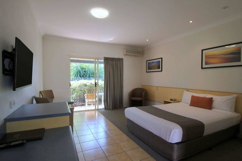Midlander Motor Inn - Holiday Cairns 16