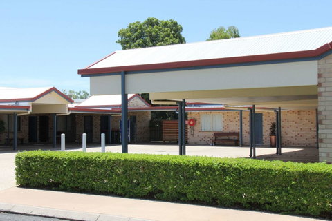 Midlander Motor Inn - Holiday Cairns 26