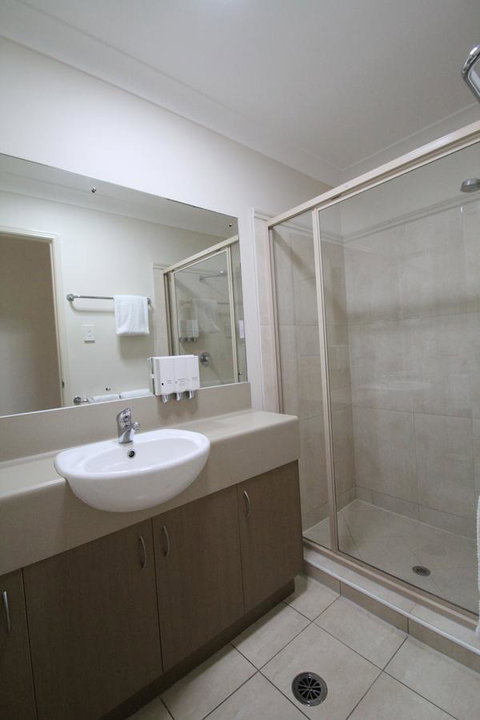 Midlander Motor Inn - Holiday Cairns 4