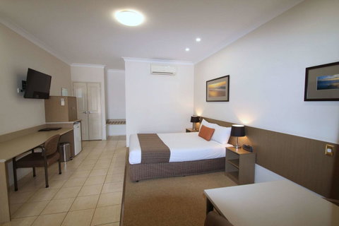 Midlander Motor Inn - Holiday Cairns 24