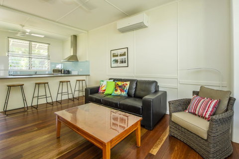 Kooyong Apartment 3 - Holiday Cairns 1