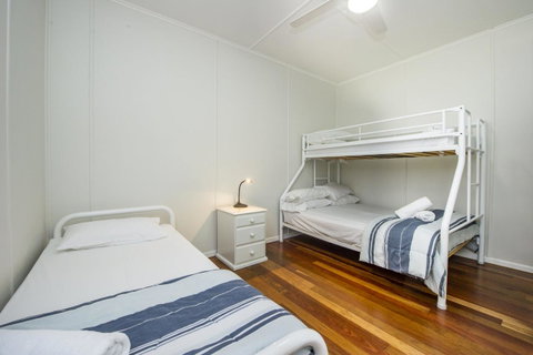 Kooyong Apartment 3 - Holiday Cairns 6