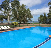Arcadia Village Motel - Holiday Cairns