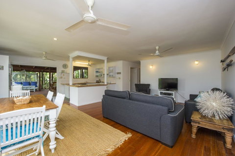 Koorakai - Holiday Cairns 1