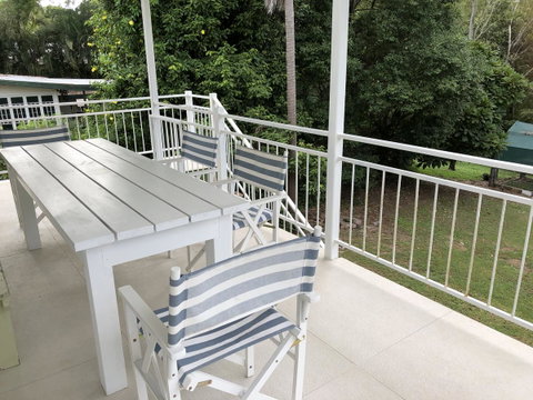 Daggoombah Holiday Home Magnetic Island - Holiday Cairns 4