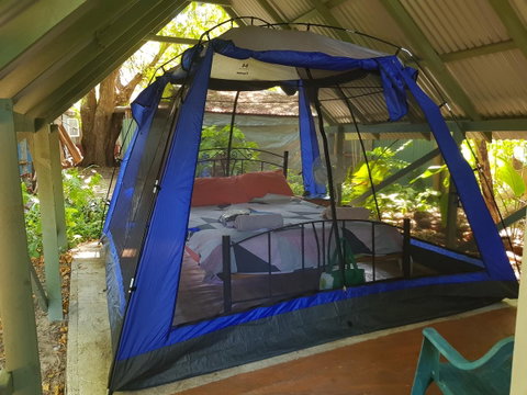 Arcadia Beach Guest House And Car Hire - Holiday Cairns 11