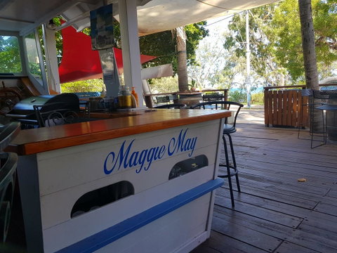 Arcadia Beach Guest House And Car Hire - Holiday Cairns 38