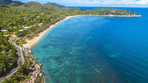 Arcadia Beach Guest House And Car Hire - Holiday Cairns 7