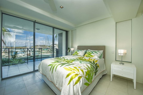 Blue On Blue Apartment 912 - Holiday Cairns 4