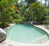 John's Tropical Island Home - Holiday Cairns