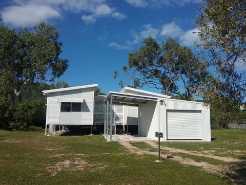 Magnetic Island Guest House - Holiday Cairns 15