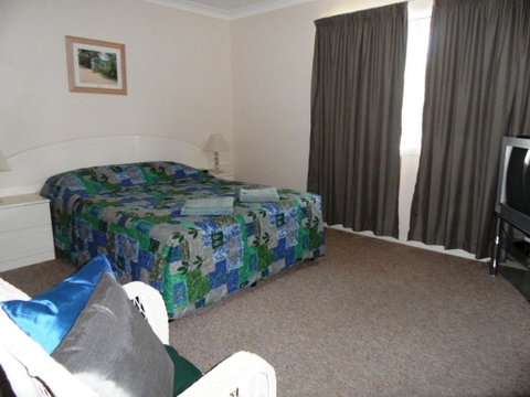 Sylvan Beach Resort - Holiday Cairns 28