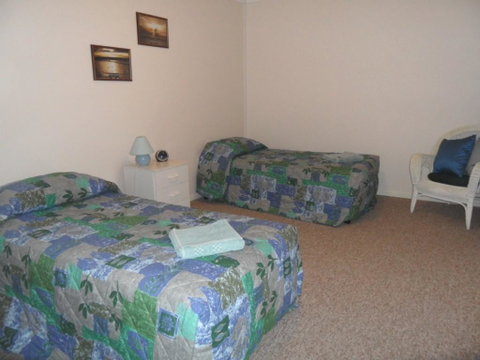 Sylvan Beach Resort - Holiday Cairns 32