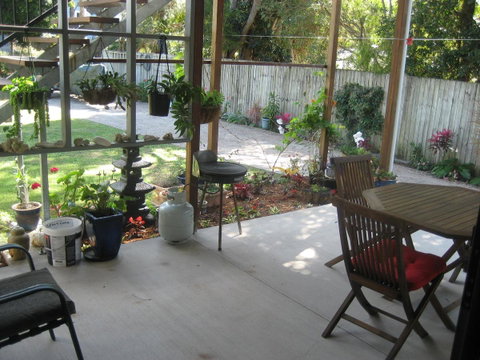 Sue's Place - Holiday Cairns 3