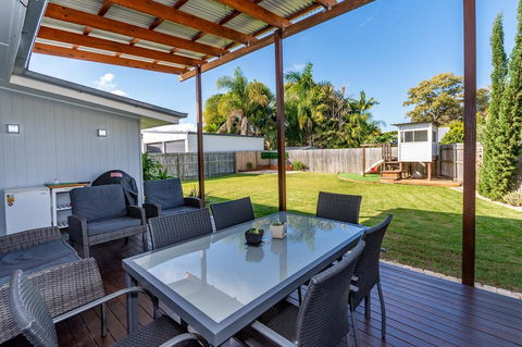 Fabulous Family Destination In Paradise Parade, Bongaree - Holiday Cairns 5