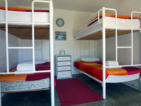 A AAA C-SHACK - Holiday Cairns 19