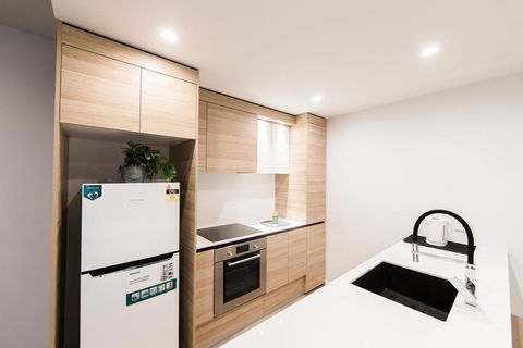Highgate CBD Apartment - Holiday Cairns 2