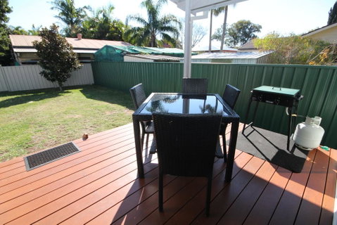 'AFRAME Tarcoola Cottage' 29 The Parade, North Haven - Holiday Cairns 0