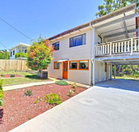 'Beach Break 2' 2/10 Lionel St - downstairs unit with Aircon - Holiday Cairns