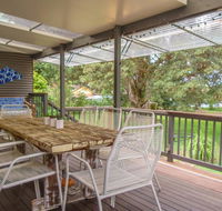 'RIVERSIDE RETREAT' 544 Ocean Drive North Haven - Holiday Cairns