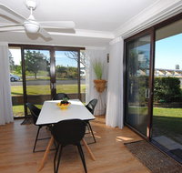 'Time and Tide' 1 - Ground Floor with Water Views - Holiday Cairns