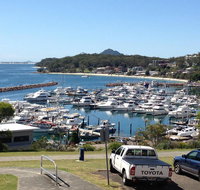 1 'Laman Lodge' 15 Laman Street - stunning air conditioned unit with water views and WIFI - Holiday Cairns