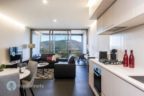1 Bedroom Apt With Parking Walk To ANU - Holiday Cairns 1