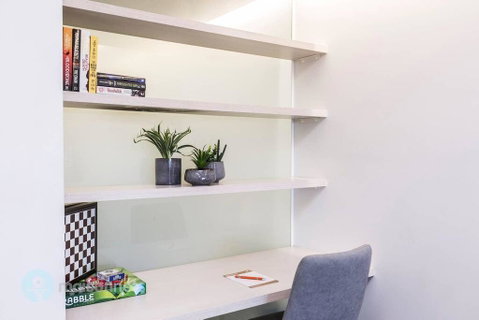 1 Bedroom Apt With Parking Walk To ANU - Holiday Cairns 3