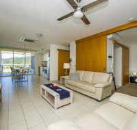 1 Bright Point Apartment 1401 - Holiday Cairns