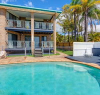 1-33 Tingira Close - Rainbow Beach Gorgeous ocean views swimming pool air conditioning - Holiday Cairns