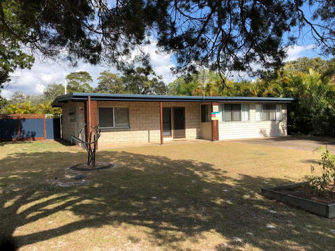 10 Cypress Avenue - Rainbow Beach, Fantastic Beach Location - Holiday Cairns 2