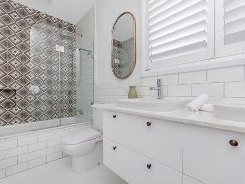 10 OCEAN VILLA - Holiday Cairns 3