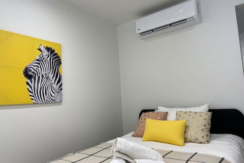 10A Brunswick Living Brand New Studio Unit Close To Airport And CBD - Holiday Cairns 0